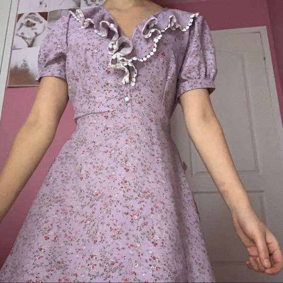 Cottagecore Lilac Floral Midi Dress - Picture 3 of 6